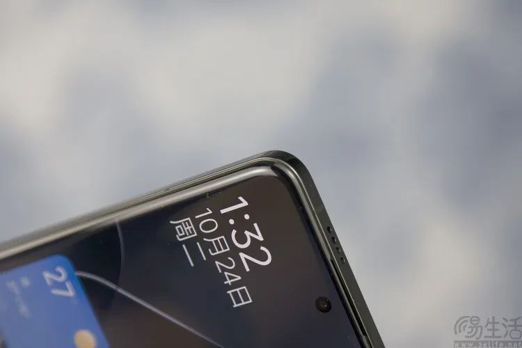 小米14后盖材料的选择与视觉效果_小米3怎么打开后盖_小米2后盖怎么打开