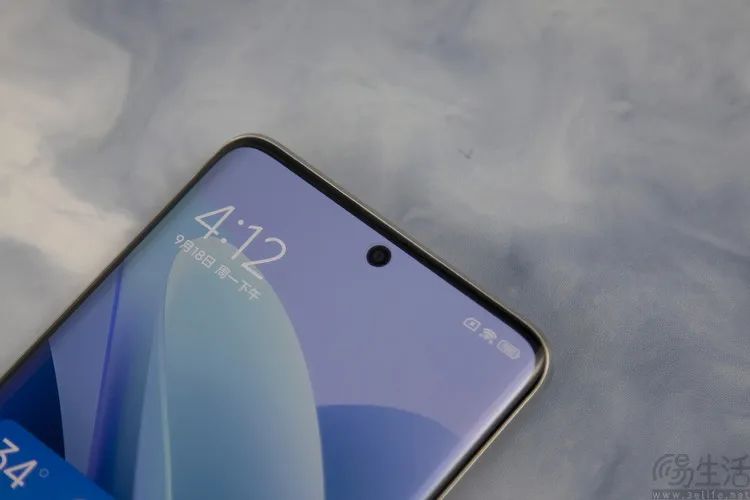 小米2后盖怎么打开_小米14后盖材料的选择与视觉效果_小米3怎么打开后盖